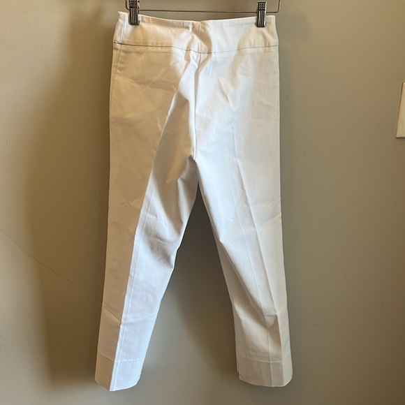 Estelle & Finn Ankle Pants Step Hem Pull-On Style White Size 4 NWT Elastic Waist - Picture 5 of 9